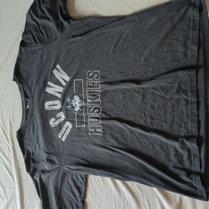 UCONN Huskies t shirt and long sleeve shirt.